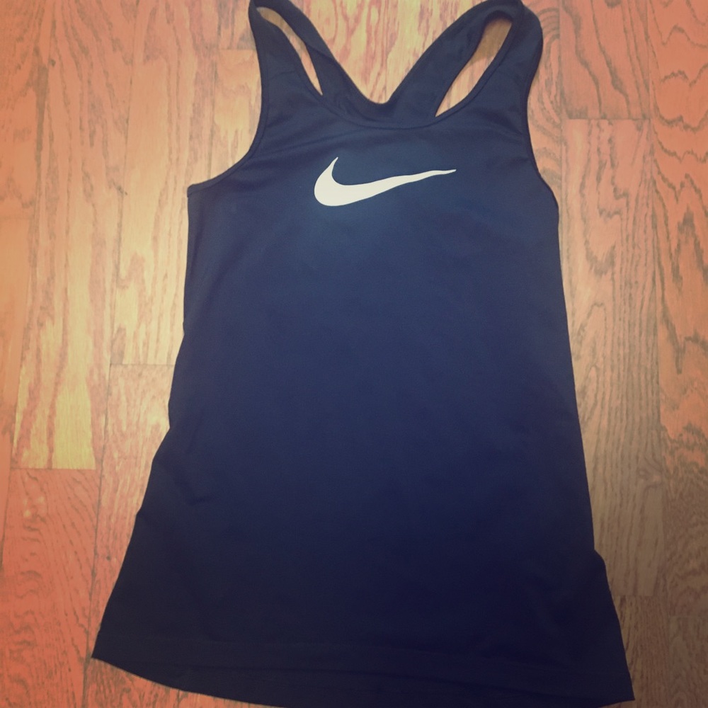 Nike tank